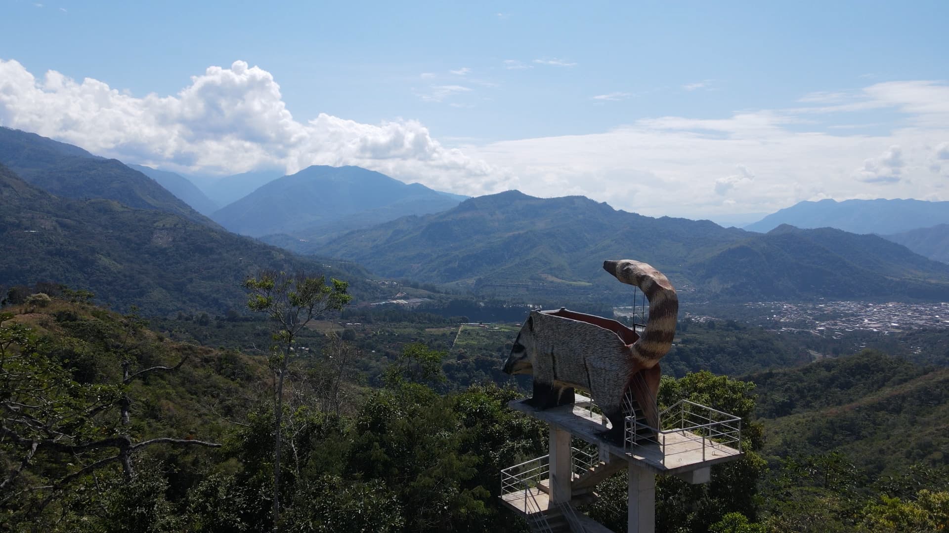 Mirador El Mishasho con vista al valle